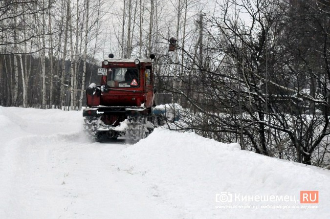 УГХ Кинешмы направило всю «живую» технику на расчистку города от снега фото 20