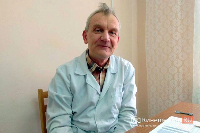 Кинешемский врач-нарколог страдает книжным «запоем» фото 2