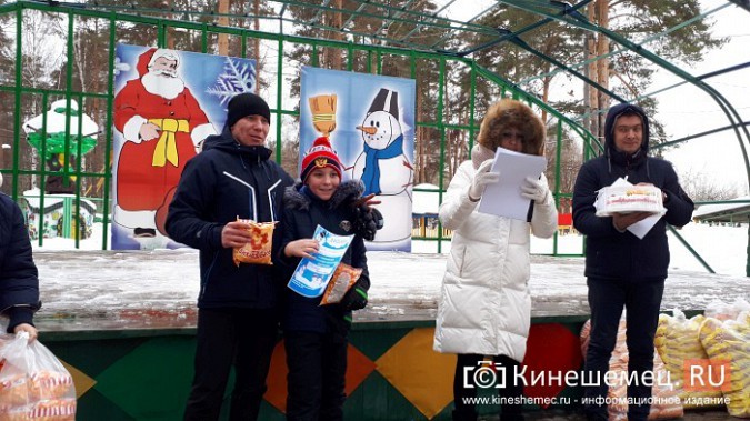 Битва снеговиков: в Кинешме прошел конкурс на лучшую скульптуру из снега фото 27