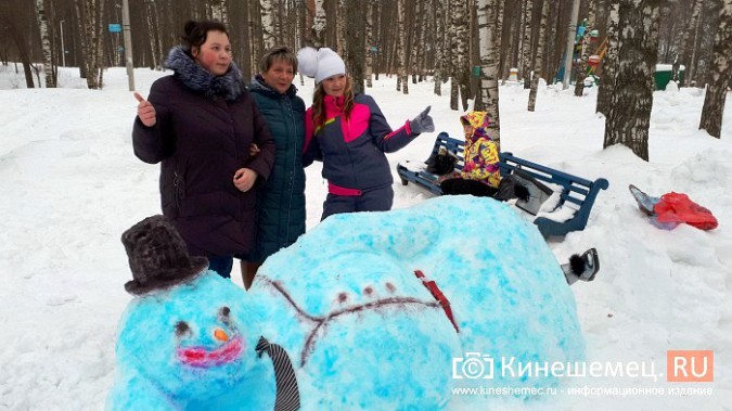 Битва снеговиков: в Кинешме прошел конкурс на лучшую скульптуру из снега фото 24