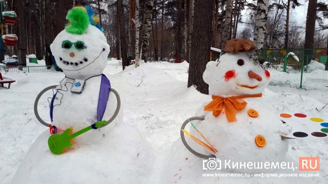 Битва снеговиков: в Кинешме прошел конкурс на лучшую скульптуру из снега фото 26