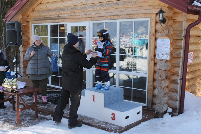 «Кинешемские Альпы» покоряли юные горнолыжники и сноубордисты фото 13