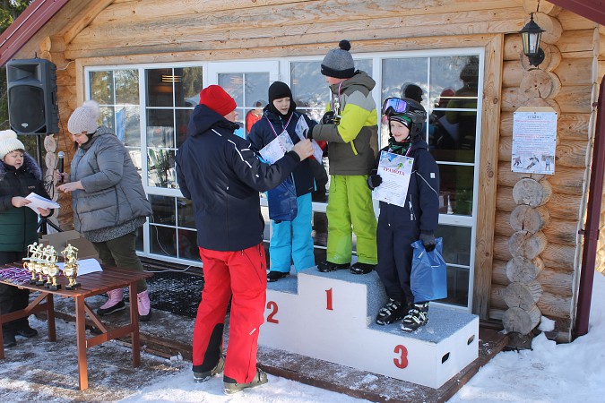 «Кинешемские Альпы» покоряли юные горнолыжники и сноубордисты фото 17