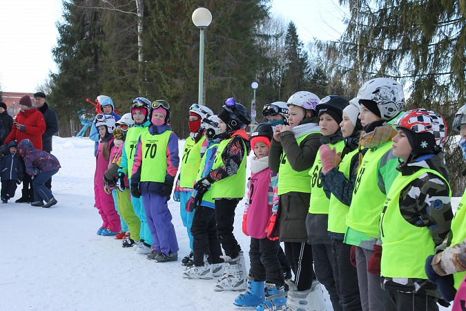 «Кинешемские Альпы» покоряли юные горнолыжники и сноубордисты фото 2