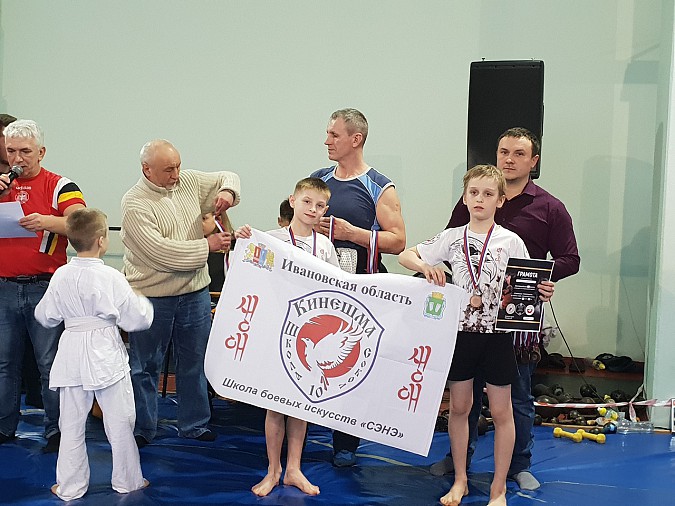 Кинешемские спортсмены завоевали 32 медали на турнире по грэпплингу фото 3