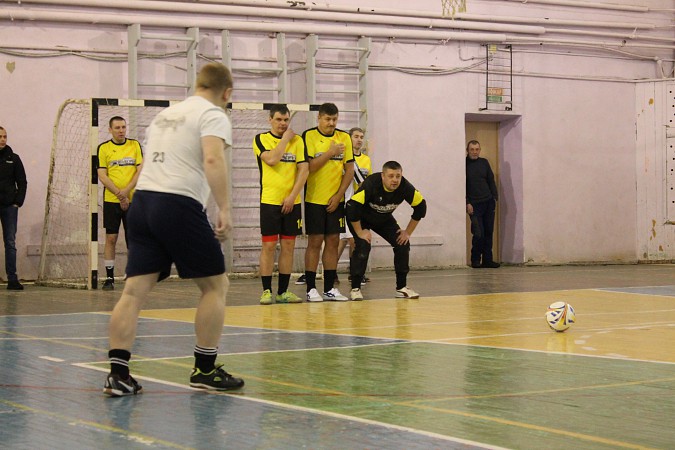 Второй круг Чемпионата Кинешмы по мини-футболу достиг экватора фото 14