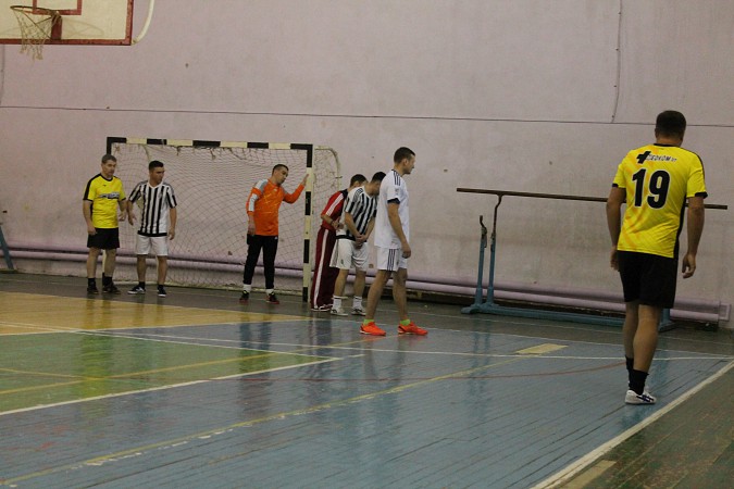 Второй круг Чемпионата Кинешмы по мини-футболу достиг экватора фото 16