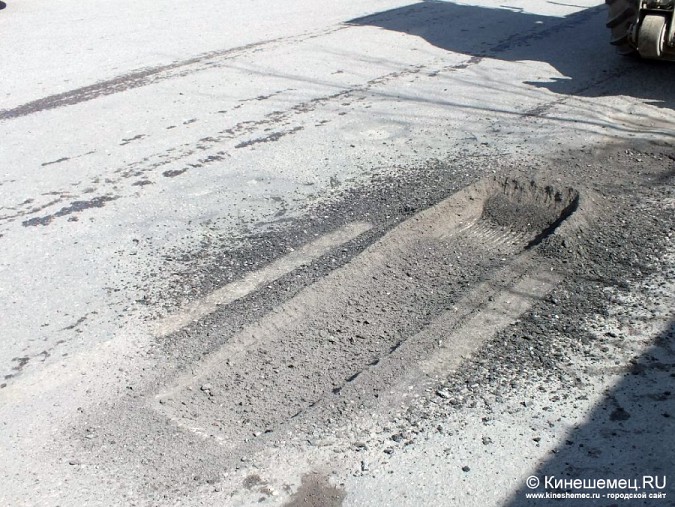 В Кинешме начали «жидкий» ремонт дорог фото 19