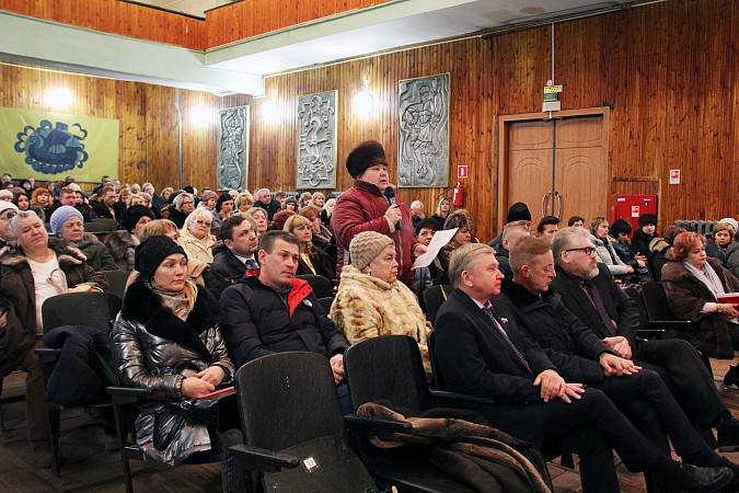 Жителей Заволжска на встрече с главой региона интересовало все: от экологии до бани фото 3