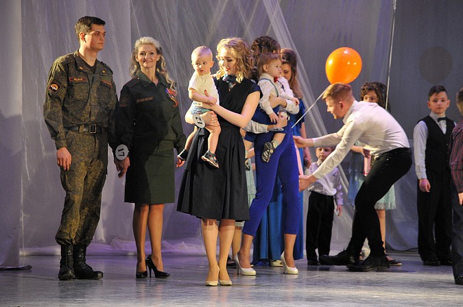 Белла Аминодова завоевала зрительские симпатии конкурса «Миссис Иваново» фото 26