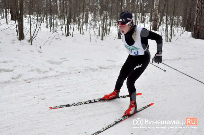 Сильнейшие лыжники Ивановской области вышли в Кинешме на старт «Весеннего марафона» фото 28