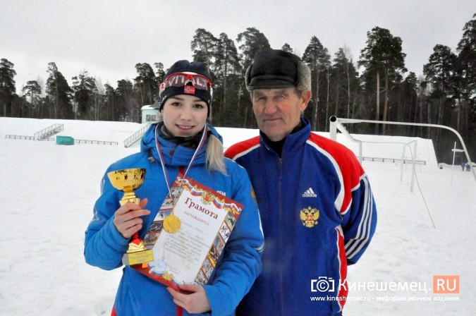 Сильнейшие лыжники Ивановской области вышли в Кинешме на старт «Весеннего марафона» фото 25