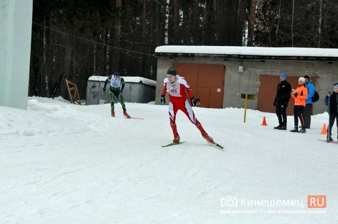 Сильнейшие лыжники Ивановской области вышли в Кинешме на старт «Весеннего марафона» фото 39
