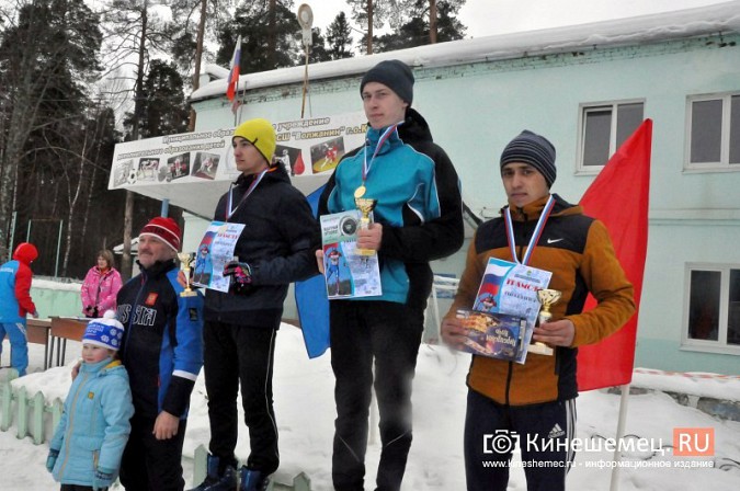 Сильнейшие лыжники Ивановской области вышли в Кинешме на старт «Весеннего марафона» фото 24