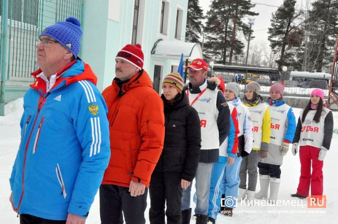 Сильнейшие лыжники Ивановской области вышли в Кинешме на старт «Весеннего марафона» фото 4