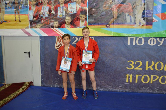 Два кинешемских самбиста взяли медали на турнире во Владимире фото 2