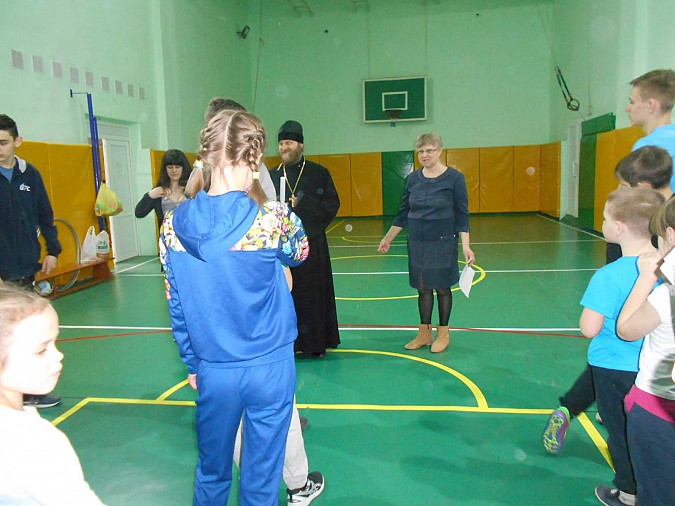 В Заволжском районе веселые старты сплотили школьников фото 4