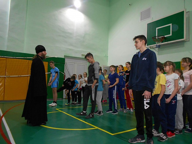 В Заволжском районе веселые старты сплотили школьников фото 6