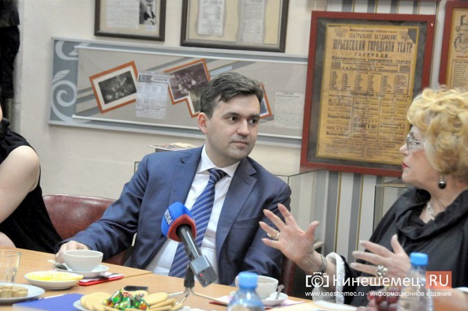 Губернатор Ивановской области встретился с труппой Кинешемского драмтеатра фото 3