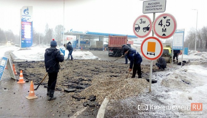 На улице Вичугской переделали заезд на автозаправку фото 3