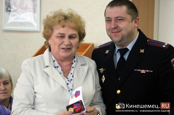 В Кинешме чествовали народных дружинников фото 15
