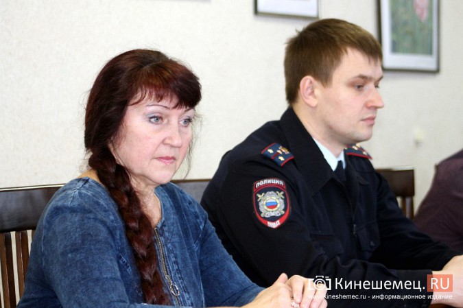 В Кинешме чествовали народных дружинников фото 5