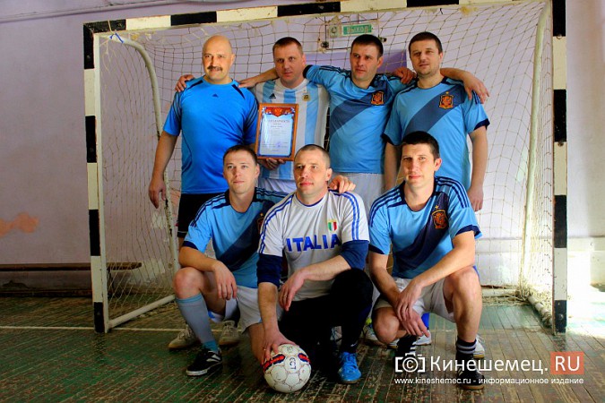 «Вымпел» стал новым чемпионом Кинешмы по мини-футболу среди взрослых команд фото 51