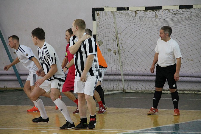 «Вымпел» стал новым чемпионом Кинешмы по мини-футболу среди взрослых команд фото 4
