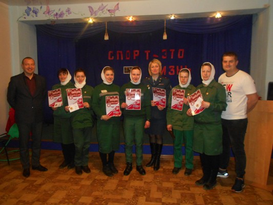 Осужденным кинешемской женской колонии вручили значки ГТО фото 7