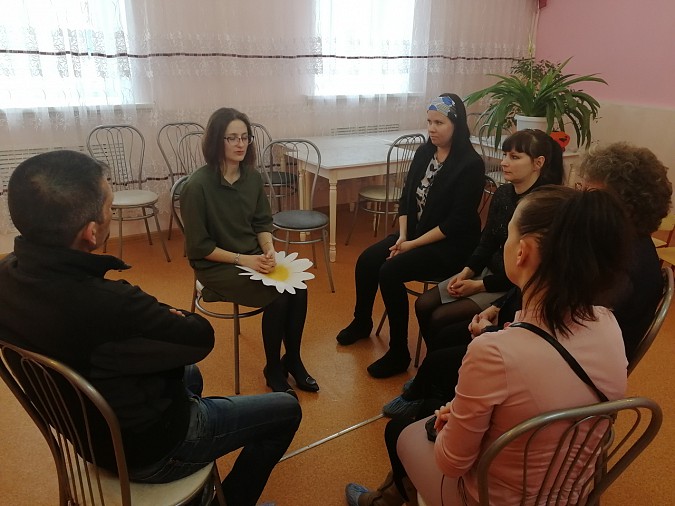 «Литературная гостиная» собрала кинешемских родителей фото 2