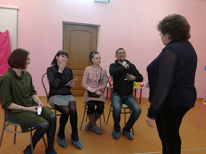 «Литературная гостиная» собрала кинешемских родителей фото 4