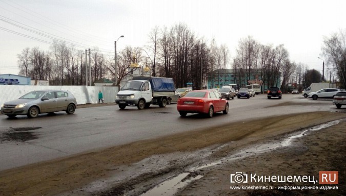 Из-за аварии у Никольского моста образовалась большая пробка фото 5