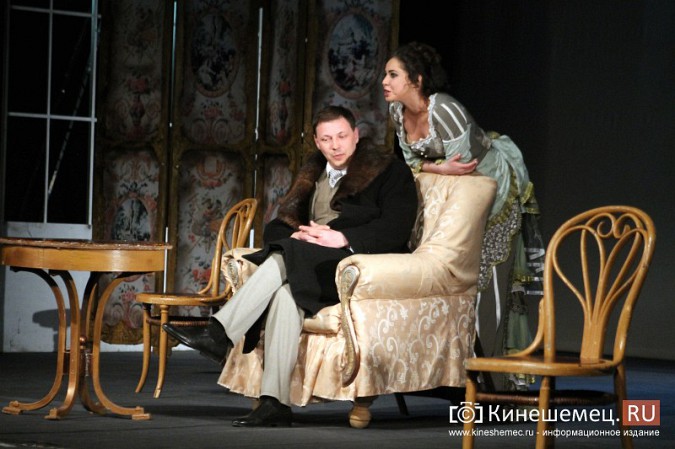 Костромской драмтеатр порадовал кинешемцев спектаклем «Женитьба Белугина» фото 22