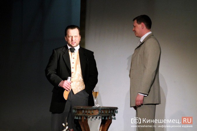 Костромской драмтеатр порадовал кинешемцев спектаклем «Женитьба Белугина» фото 30