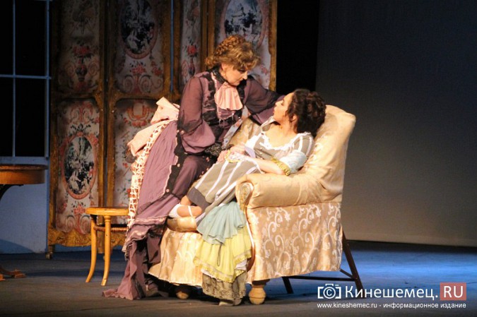 Костромской драмтеатр порадовал кинешемцев спектаклем «Женитьба Белугина» фото 19