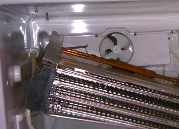 Типичные поломки морозильника