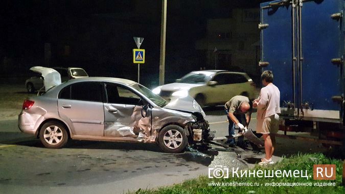 Один человек пострадал в ДТП с тремя автомобилями на перекрестке ул.им М.Горького и Фрунзе