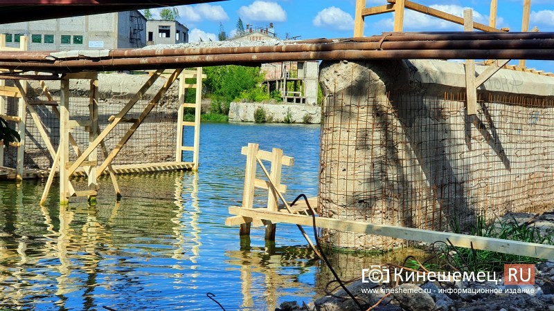 Продолжается ремонт моста через Казоху