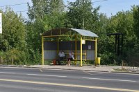 На Красноветкинской в Кинешме установили остановочный павильон