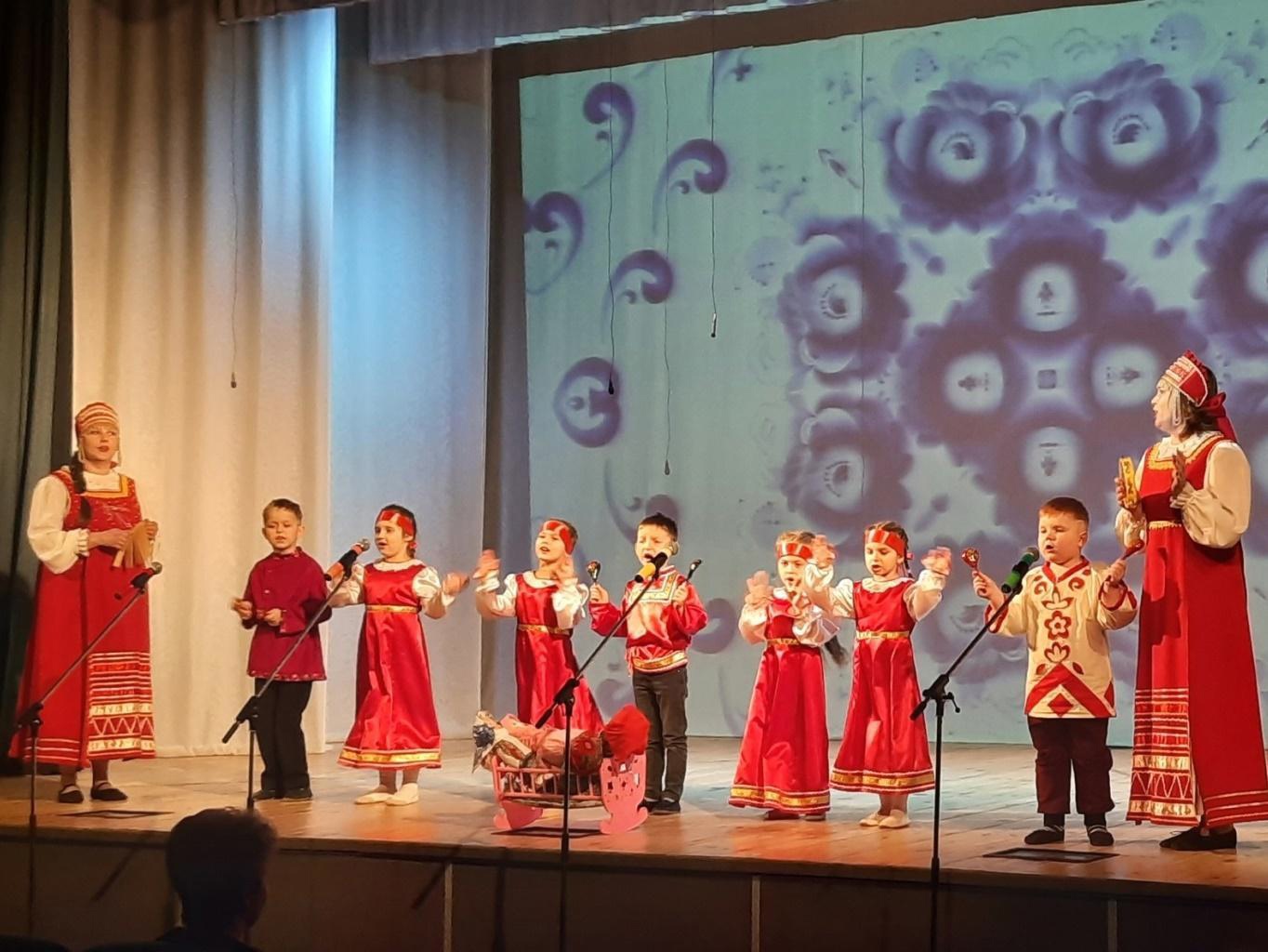 В Кинешме прошёл детский фестиваль народного творчества «Русский самовар»