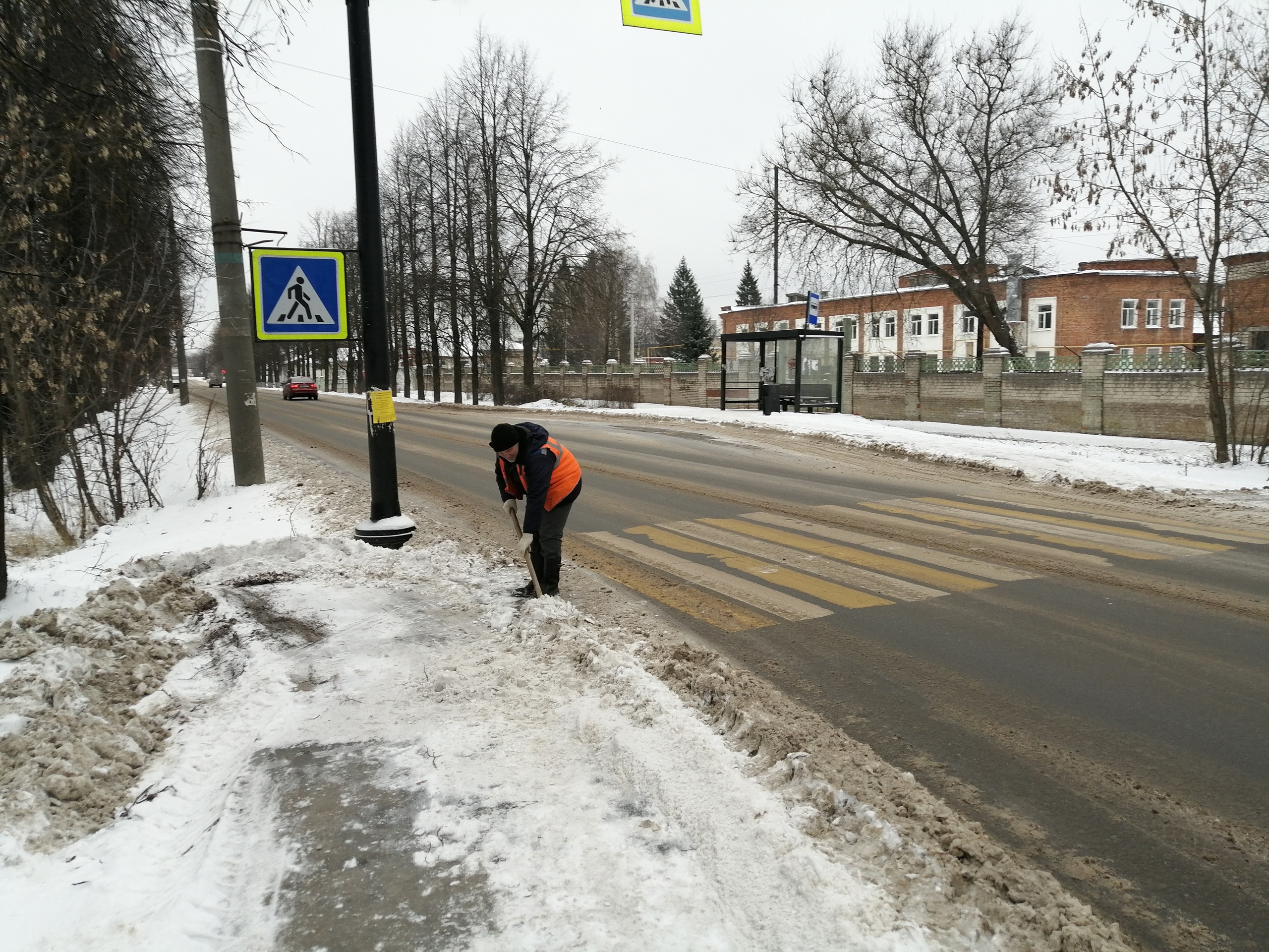 Станислав Воскресенский поручил главам муниципалитетов лично контролировать уборку дорог