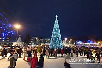 На главной новогодней ёлке Кинешмы зажгли огни