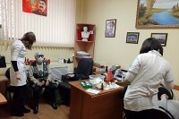 Кинешемские коммунисты организовали пенсионерам бесплатный осмотр у офтальмолога