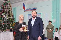 В школе №17 подведены итоги конкурса новогодних поделок