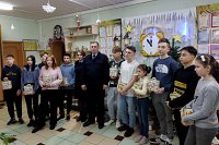 Сотрудники ГИБДД поздравили с Новым годом воспитанников Кинешемского детского дома