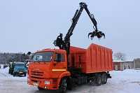 В распоряжение УГХ поступил новый ломовоз