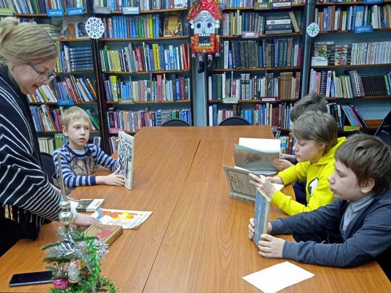 Воспитанники Кинешемского социально-реабилитационного центра узнали о «Гайдаре и его команде»