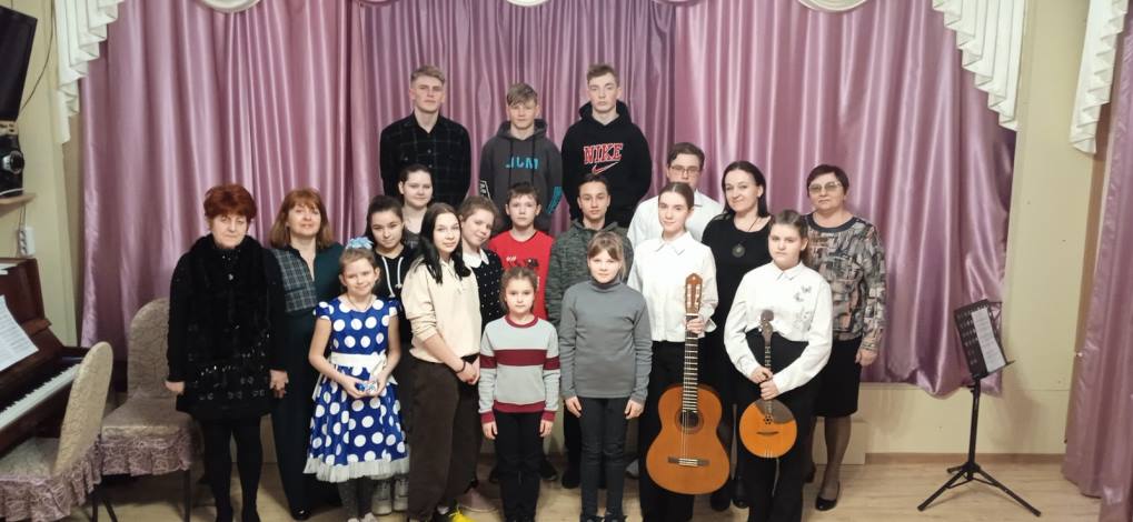 Для воспитанницы Кинешемского детского дома подготовили «музыкальный» день рождения