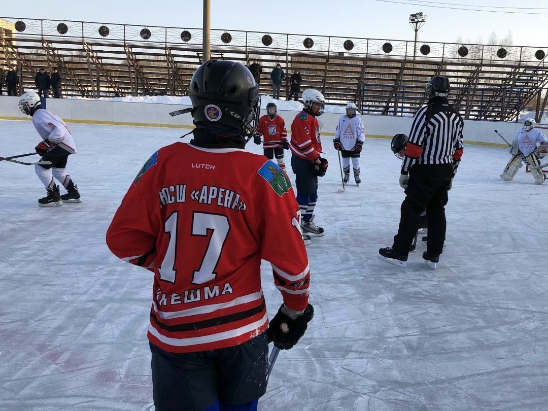 Кинешемская «Молния» уступила «Атласу» в первенстве Ивановской области по хоккею