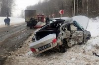 36-летняя женщина погибла на трассе Шуя–Лежнево в лобовом столкновении Chevrolet и «Газели»